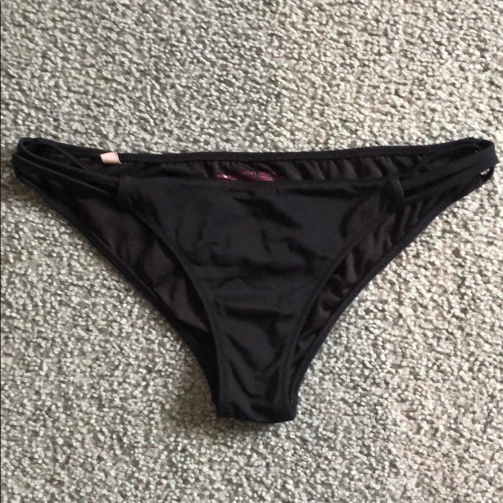 Victoria’s Secret bikini bottoms